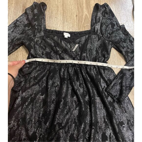 Coco + Jaimeson Versona Silver and Black Mini Dress Long Puffy Sleeve New Medium - Picture 6 of 7
